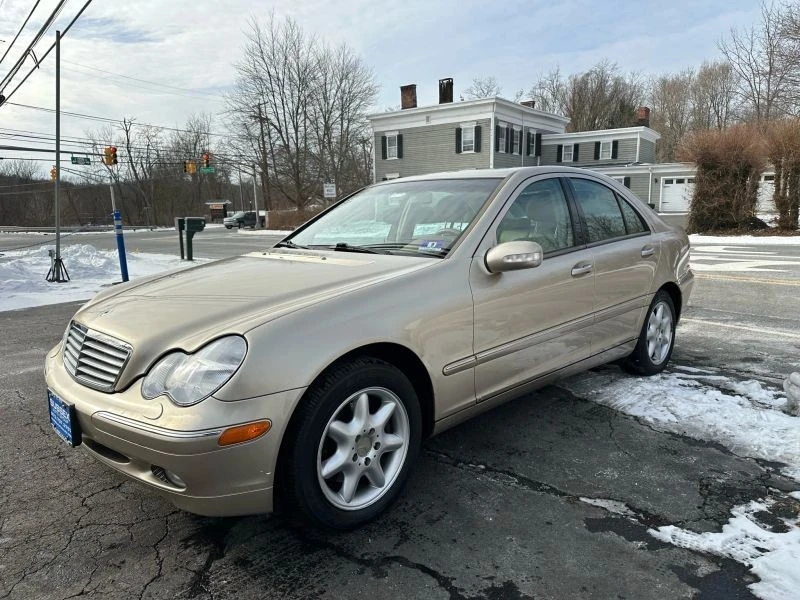 2001 Mercedes-Benz W203 C-Class - Image 3 of 12