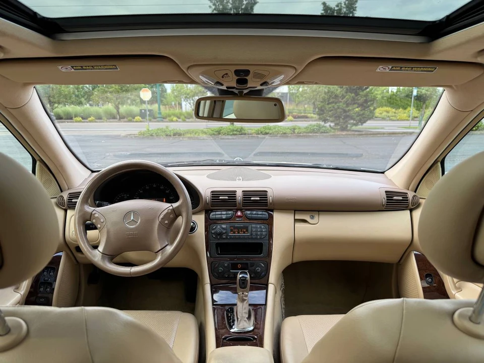 2001 Mercedes-Benz W203 C-Class - Image 11 of 19