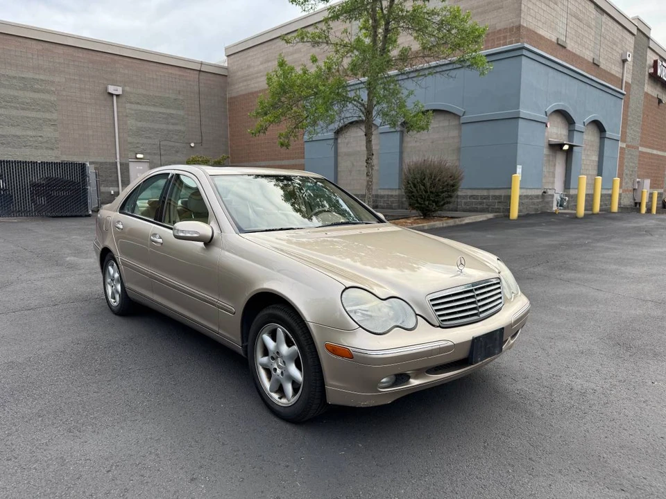 2001 Mercedes-Benz W203 C-Class - Image 6 of 19
