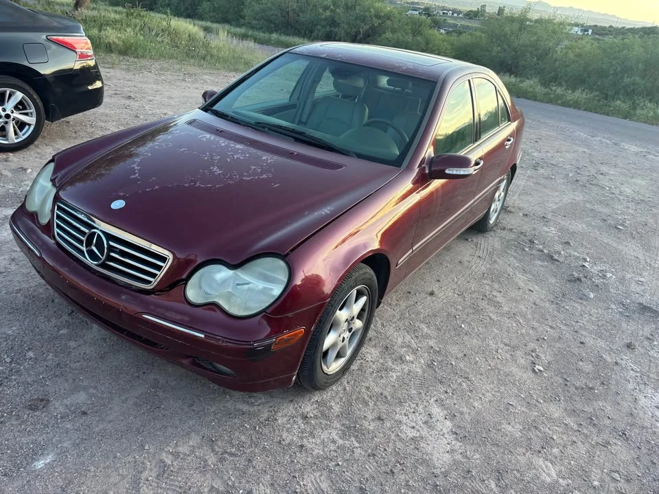 2001 Mercedes-Benz W203 C-Class - Image 2 of 12