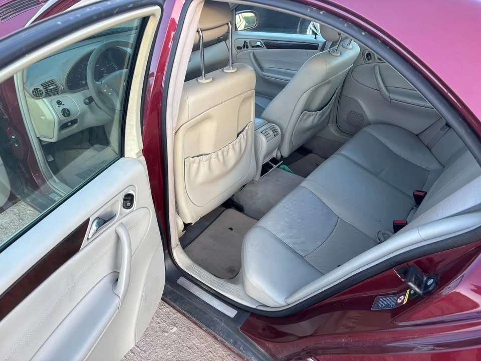 2001 Mercedes-Benz W203 C-Class - Image 11 of 12