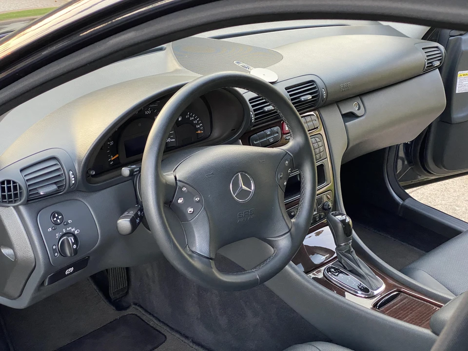 2001 Mercedes-Benz W203 C-Class - Image 17 of 31