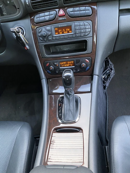 2001 Mercedes-Benz W203 C-Class - Image 26 of 31
