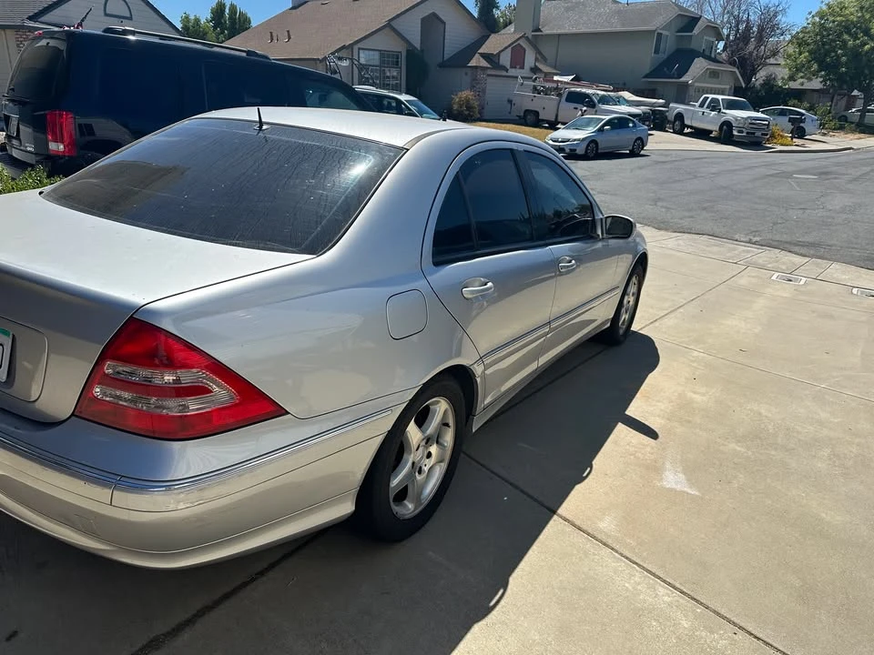 2001 Mercedes-Benz W203 C-Class - Image 3 of 16