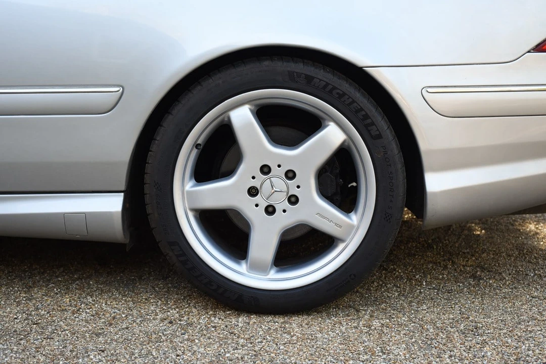 2001 Mercedes-Benz C215 CL 55 & CL 63 & CL 65 AMG - Image 19 of 30