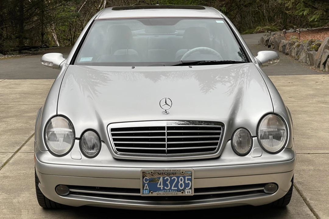 2001 Mercedes-Benz C208/A208 CLK 55 AMG - Image 2 of 31