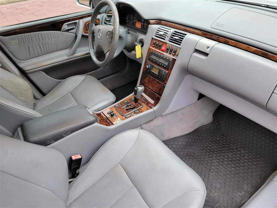 2001 Mercedes-Benz W210 E-Class - Image 21 of 31