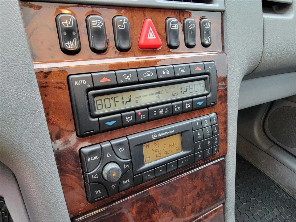 2001 Mercedes-Benz W210 E-Class - Image 27 of 31