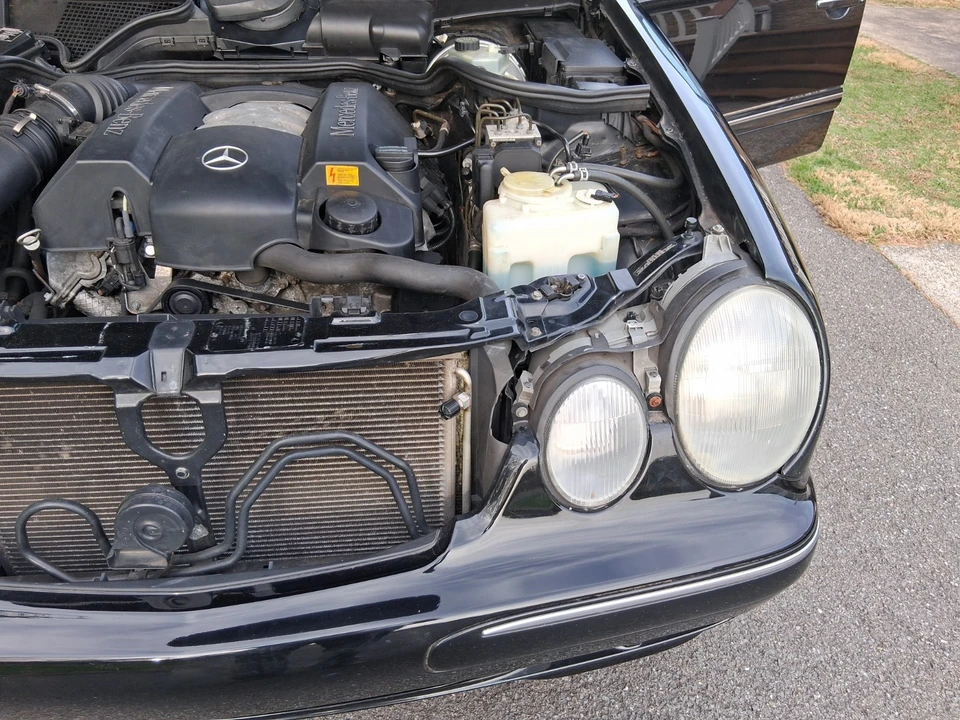 2001 Mercedes-Benz W210 E-Class - Image 10 of 21