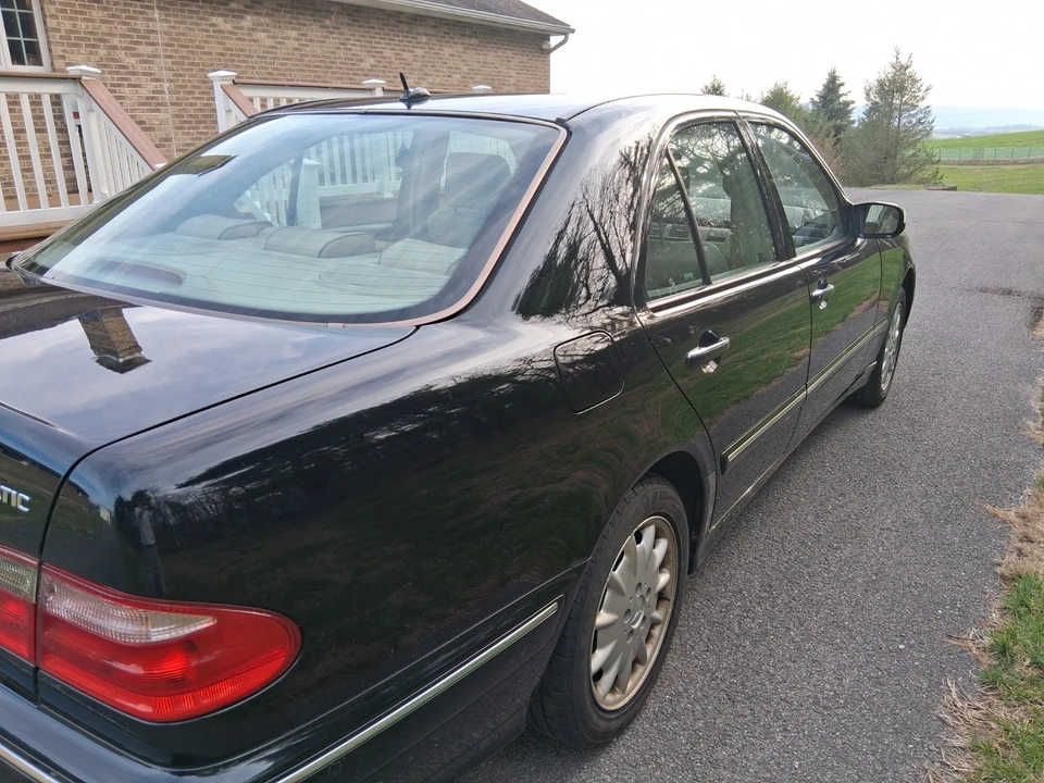 2001 Mercedes-Benz W210 E-Class - Image 4 of 21