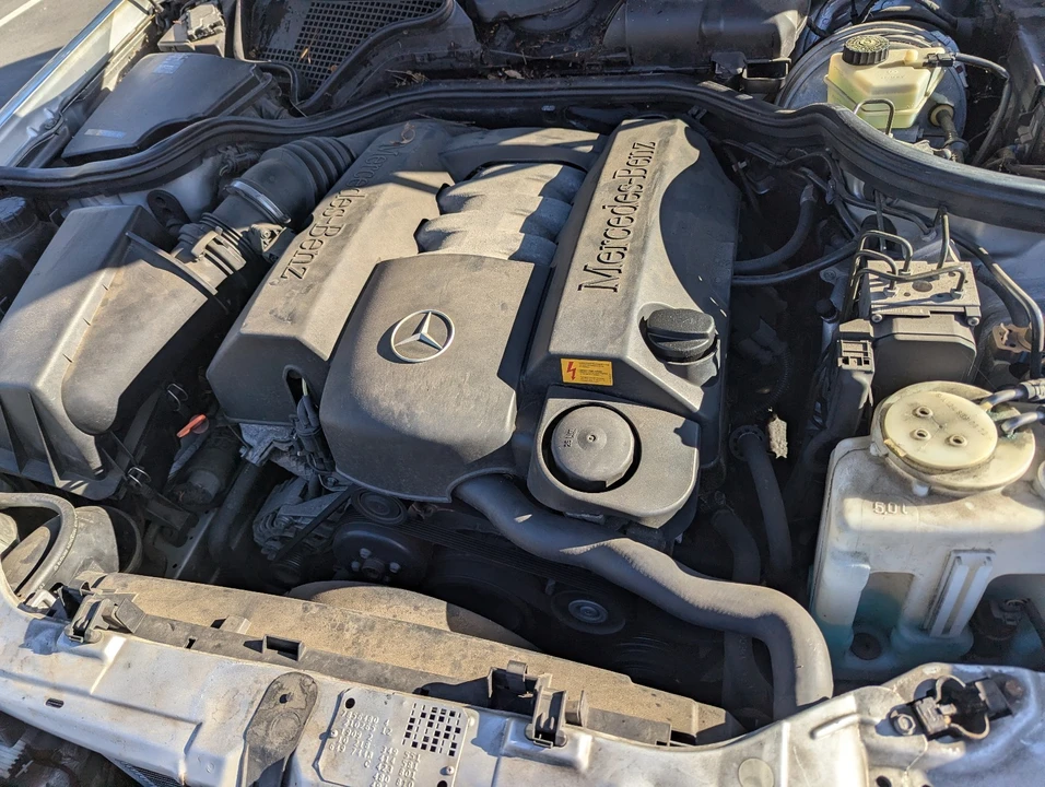 2001 Mercedes-Benz W210 E-Class - Image 14 of 17