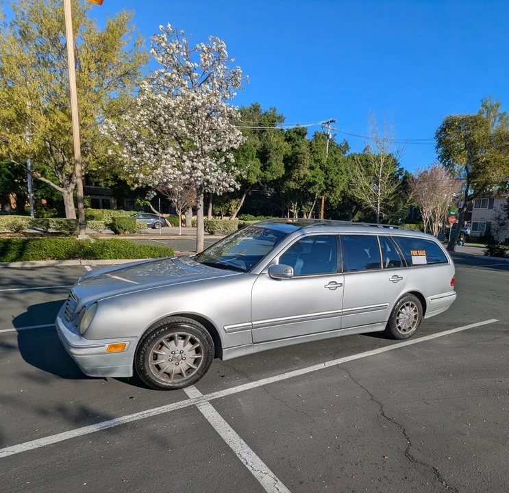 2001 Mercedes-Benz W210 E-Class - Image 2 of 16
