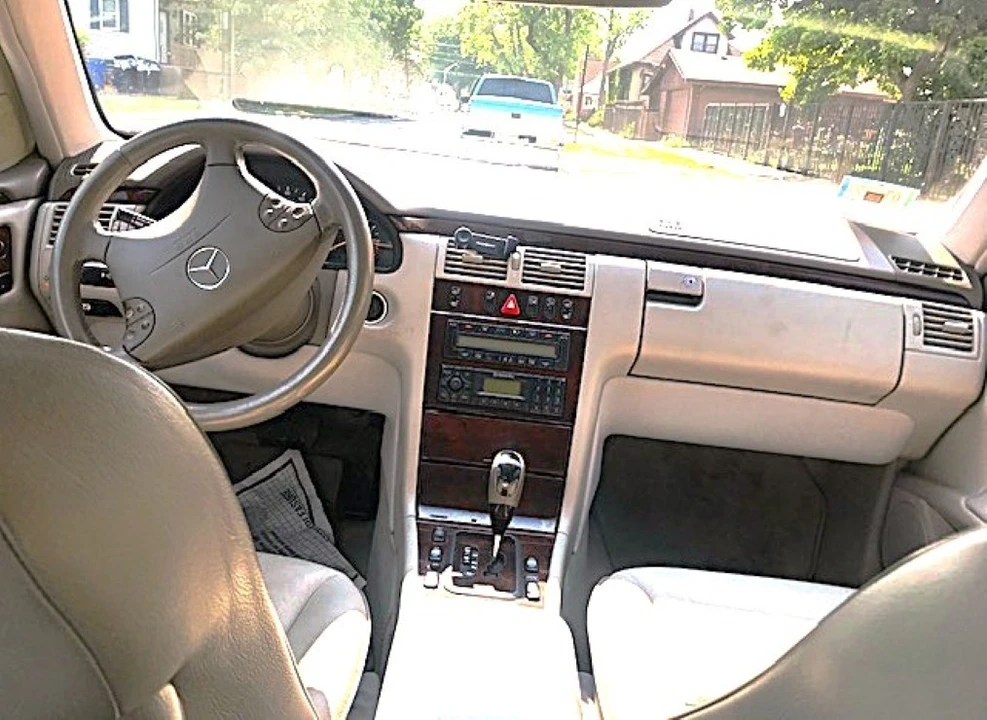 2001 Mercedes-Benz W210 E-Class - Image 11 of 21