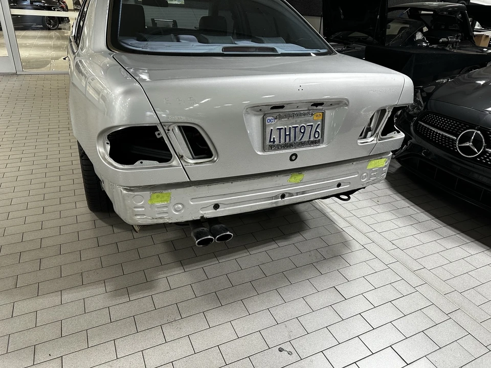 2001 Mercedes-Benz W210 E 36 & E 50 & E 55 & E 60 AMG - Image 4 of 21