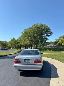 2001 Mercedes-Benz E-Class E 320 4MATIC Sedan 4D