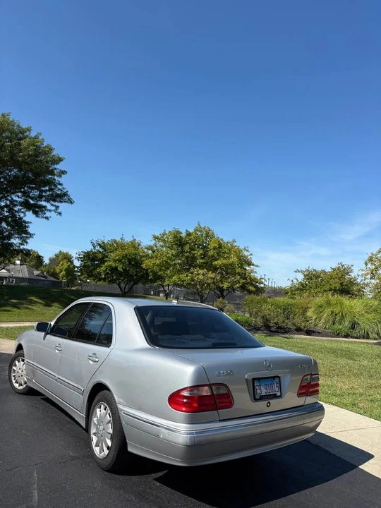 2001 Mercedes-Benz W210 E-Class - Image 2 of 5