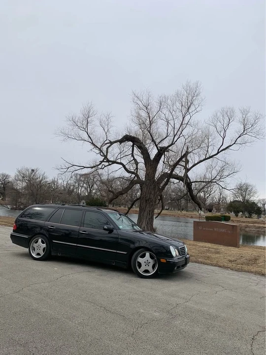 2001 Mercedes-Benz W210 E-Class - Image 2 of 9