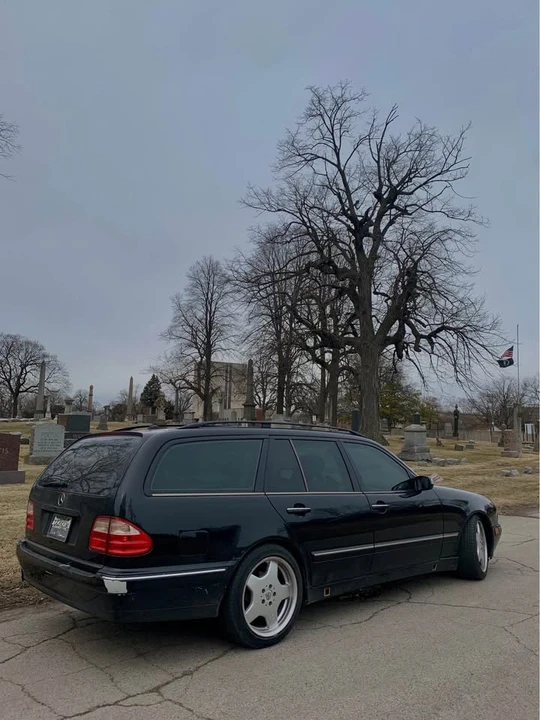 2001 Mercedes-Benz W210 E-Class - Image 6 of 9