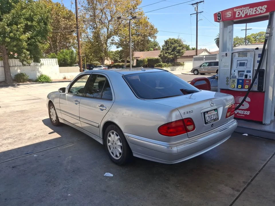 2001 Mercedes-Benz W210 E-Class - Image 2 of 6
