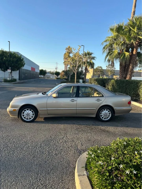 2001 Mercedes-Benz W210 E-Class - Image 5 of 12
