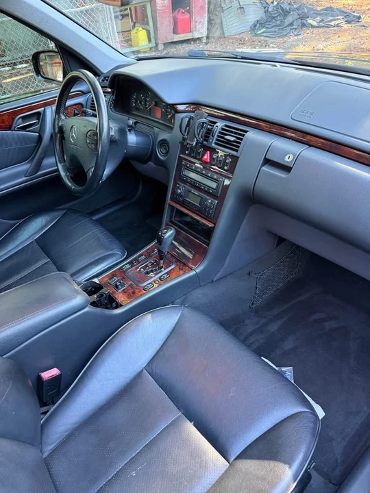 2001 Mercedes-Benz W210 E-Class - Image 6 of 8