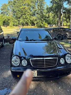 2001 Mercedes-Benz E-Class E 320 Sedan 4D