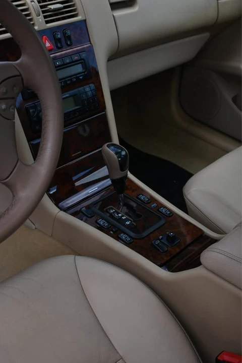 2001 Mercedes-Benz W210 E-Class - Image 8 of 10