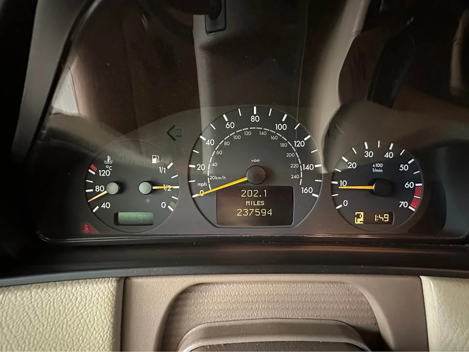 2001 Mercedes-Benz W210 E-Class - Image 11 of 18