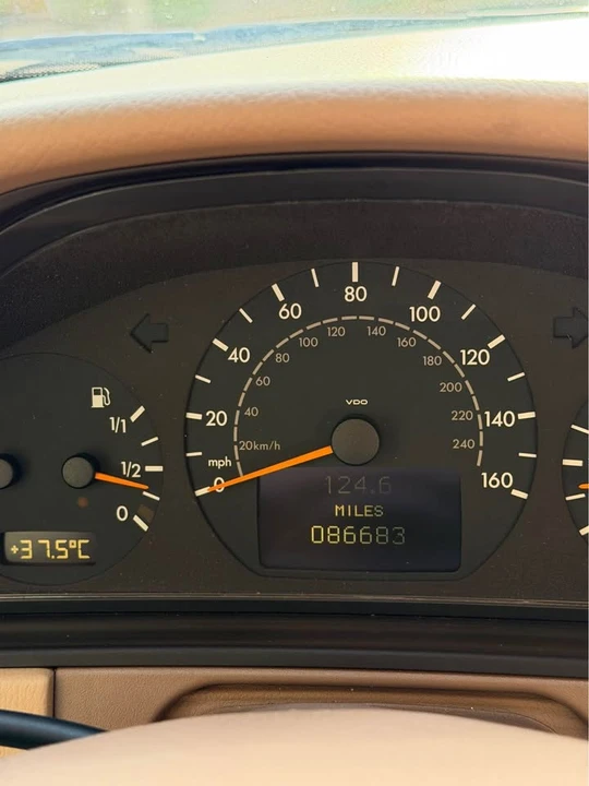 2001 Mercedes-Benz W210 E-Class - Image 11 of 11