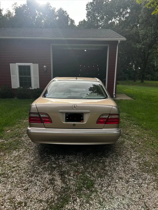 2001 Mercedes-Benz W210 E-Class - Image 3 of 11