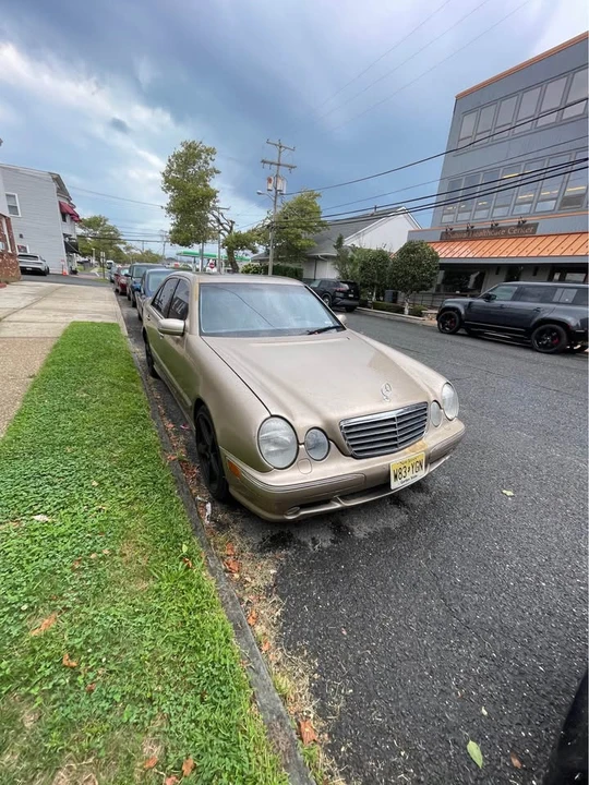 2001 Mercedes-Benz W210 E 36 & E 50 & E 55 & E 60 AMG - Image 2 of 4