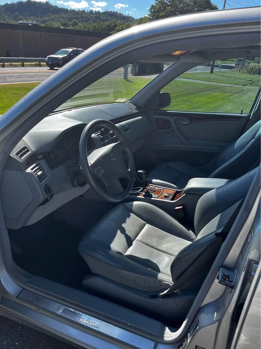 2001 Mercedes-Benz W210 E-Class - Image 8 of 15