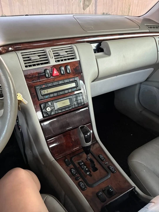 2001 Mercedes-Benz W210 E-Class - Image 17 of 20
