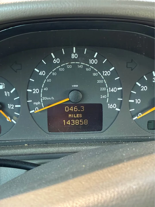 2001 Mercedes-Benz W210 E-Class - Image 19 of 20