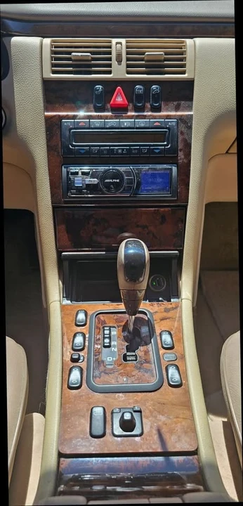 2001 Mercedes-Benz W210 E-Class - Image 12 of 19