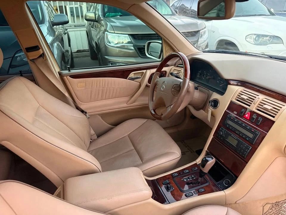2001 Mercedes-Benz W210 E-Class - Image 14 of 18