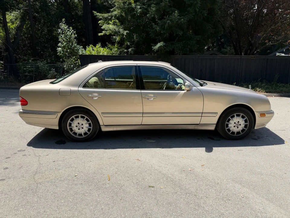 2001 Mercedes-Benz W210 E-Class - Image 4 of 11