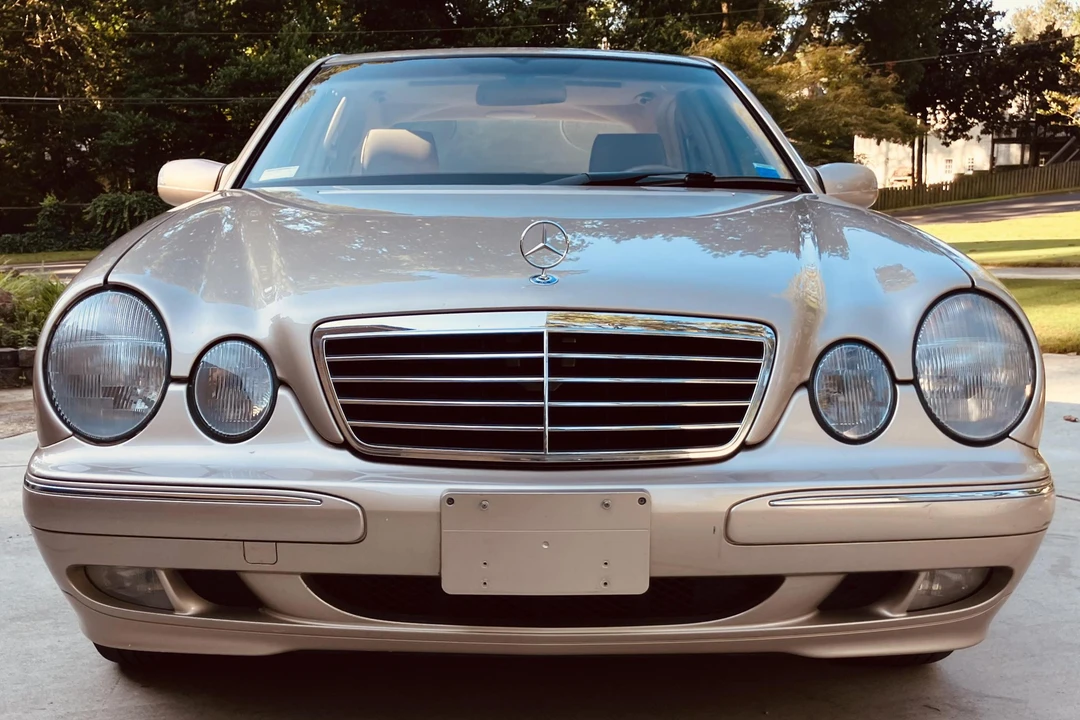 2001 Mercedes-Benz W210 E-Class - Image 2 of 31
