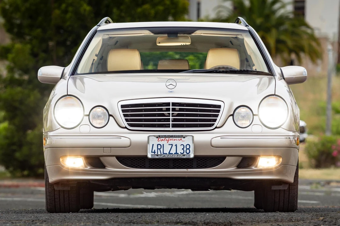 2001 Mercedes-Benz W210 E-Class - Image 2 of 31