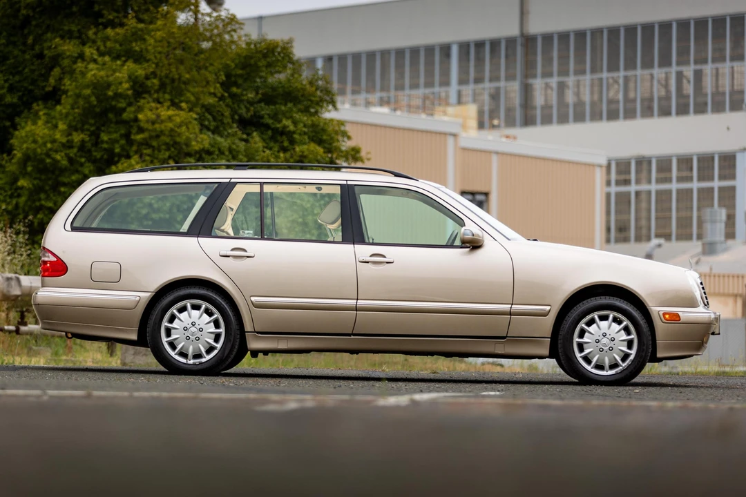 2001 Mercedes-Benz W210 E-Class - Image 3 of 31