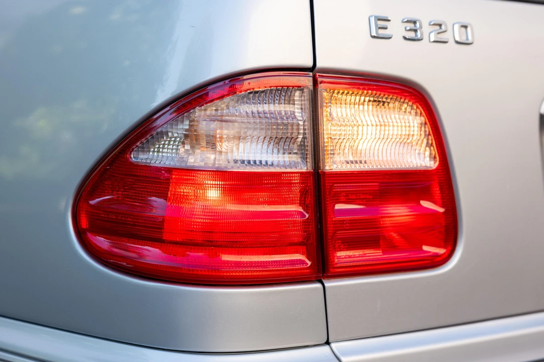 2001 Mercedes-Benz W210 E-Class - Image 18 of 31