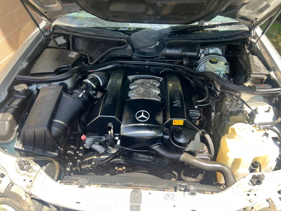 2001 Mercedes-Benz W210 E-Class - Image 2 of 24