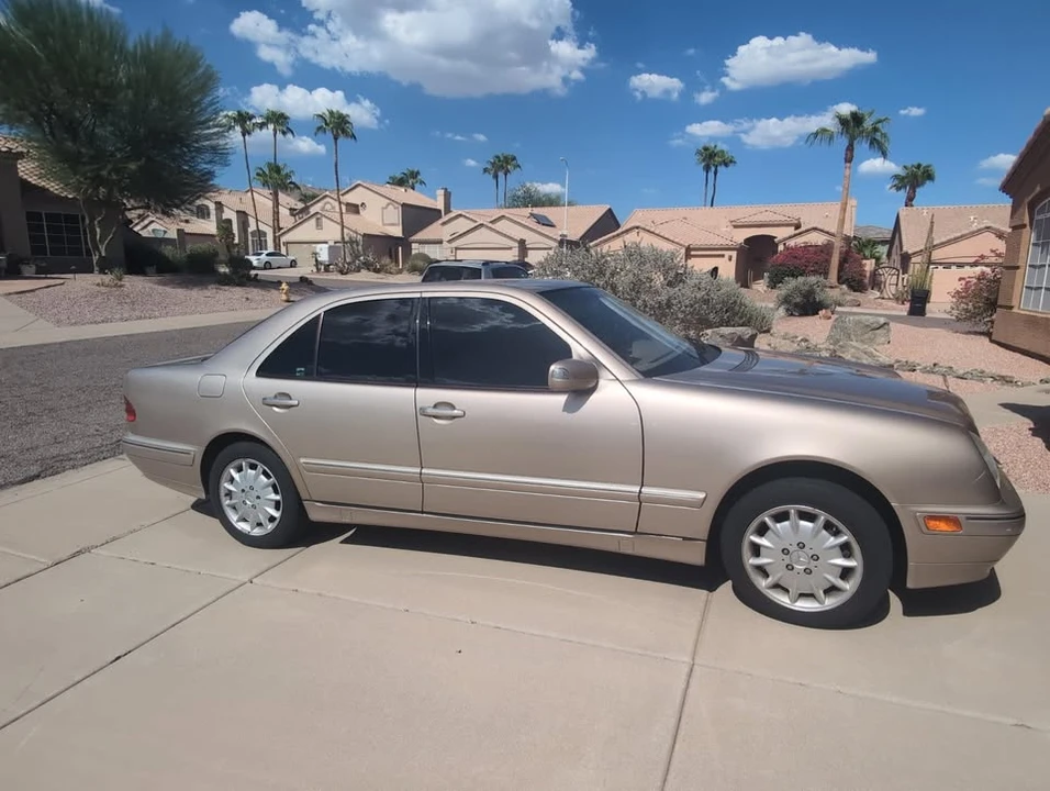 2001 Mercedes-Benz W210 E-Class - Image 2 of 8