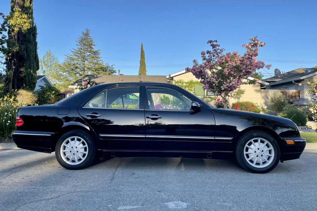 2001 Mercedes-Benz W210 E-Class - Image 3 of 31