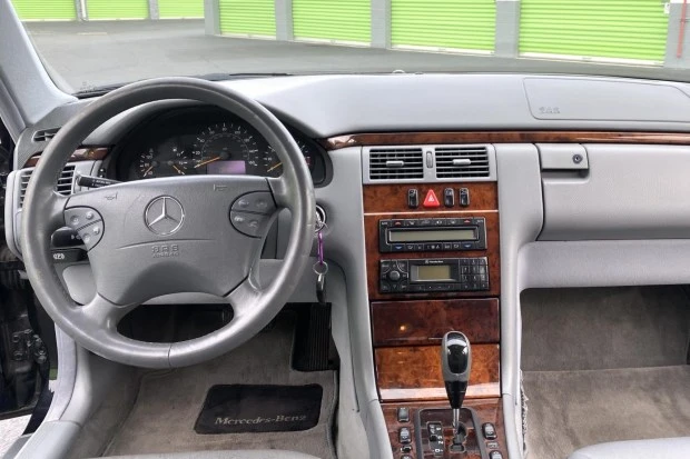 2001 Mercedes-Benz W210 E-Class - Image 5 of 7