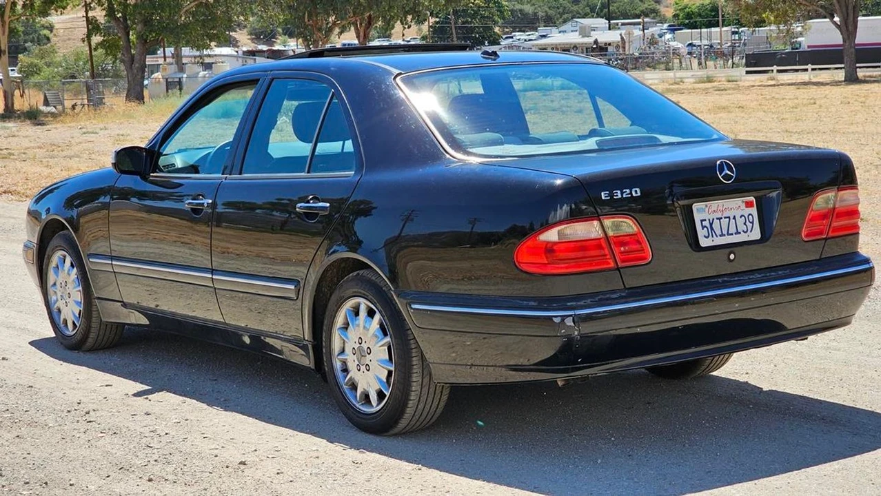 2001 Mercedes-Benz W210 E-Class - Image 6 of 12