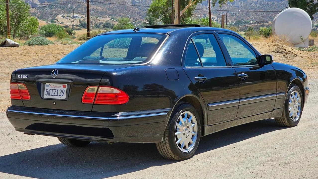 2001 Mercedes-Benz W210 E-Class - Image 7 of 12