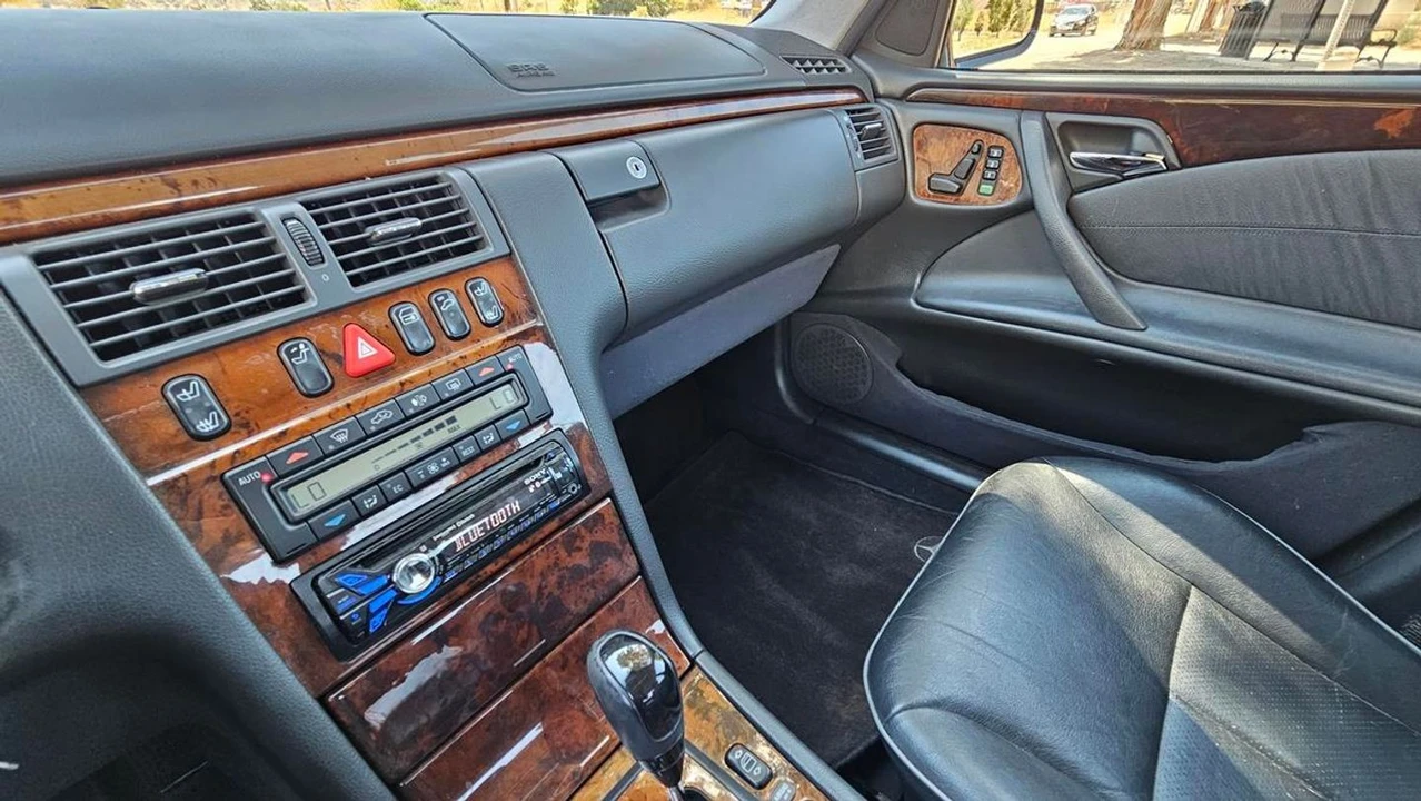 2001 Mercedes-Benz W210 E-Class - Image 19 of 21