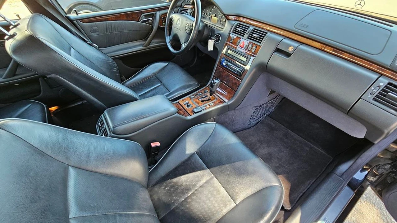 2001 Mercedes-Benz W210 E-Class - Image 10 of 12