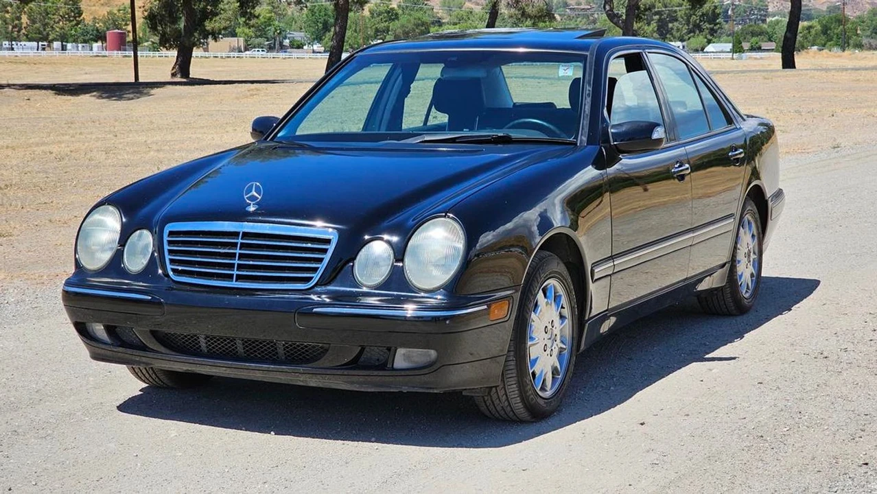 2001 Mercedes-Benz W210 E-Class - Image 5 of 12